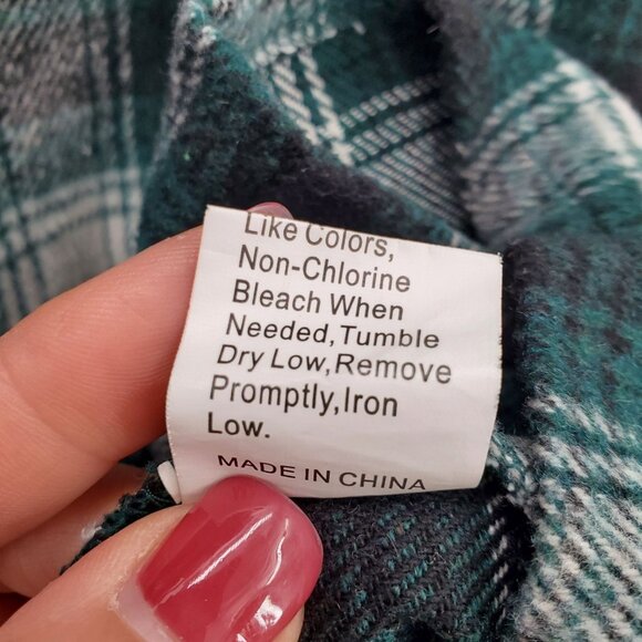 Womens XS Plaid Flannel Shirt Green Black Button Up Grunge Long Sleeve Soft - Picture 9 of 13